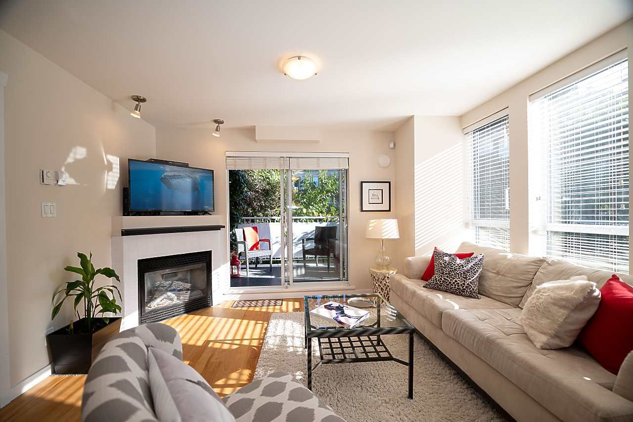 Listing Image 3