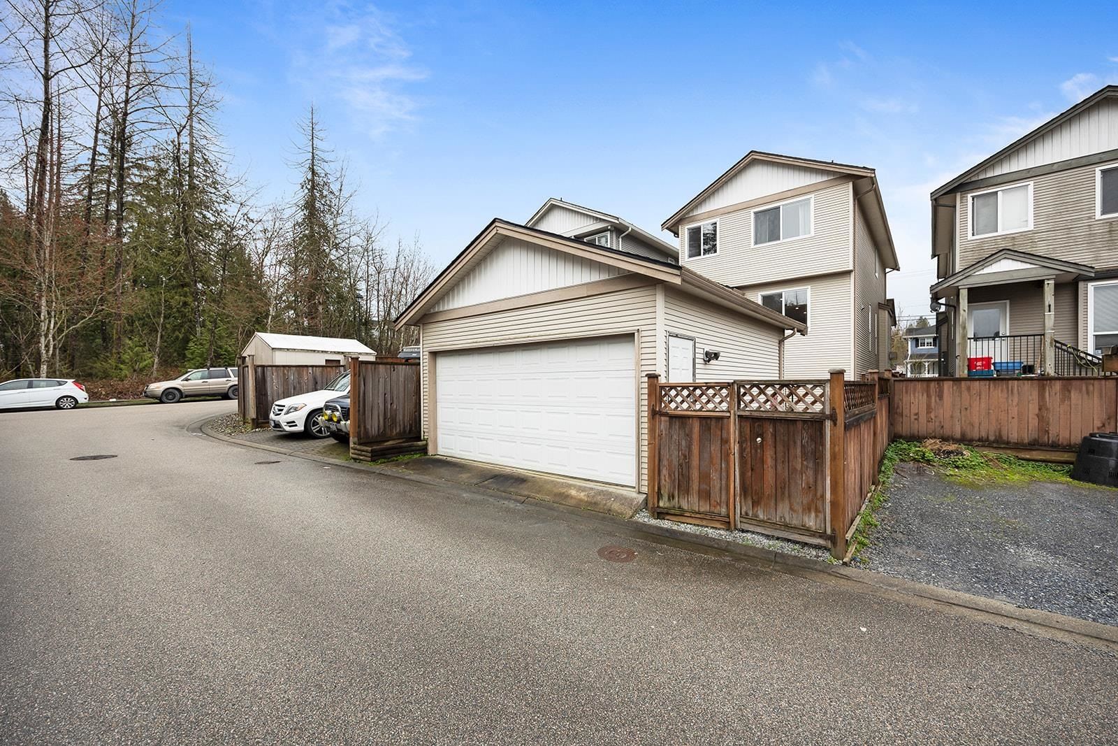 Listing Image 32