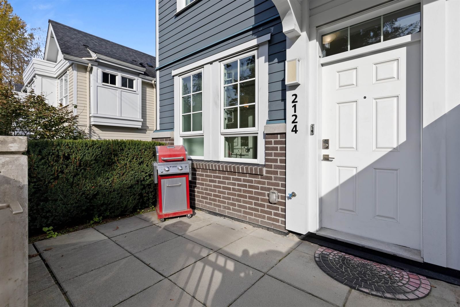 Listing Image 19