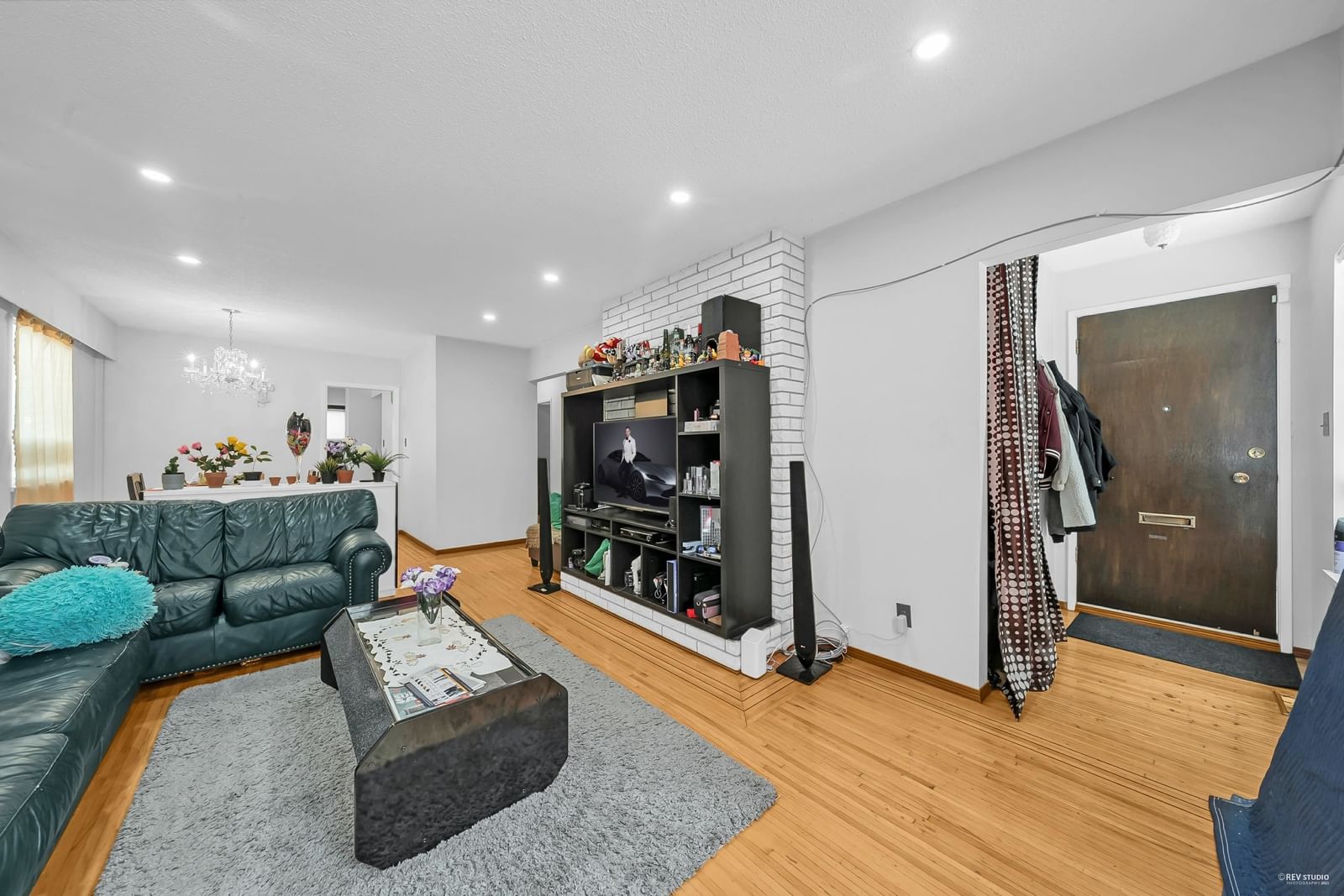 Listing Image 14