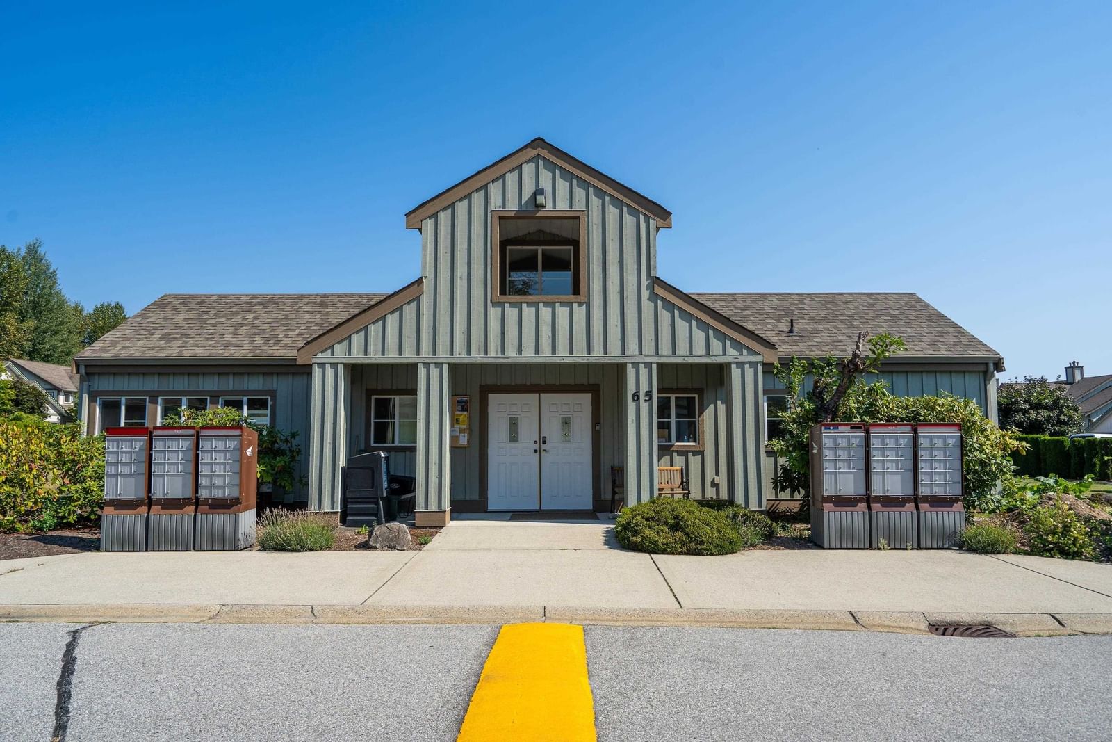 Listing Image 19