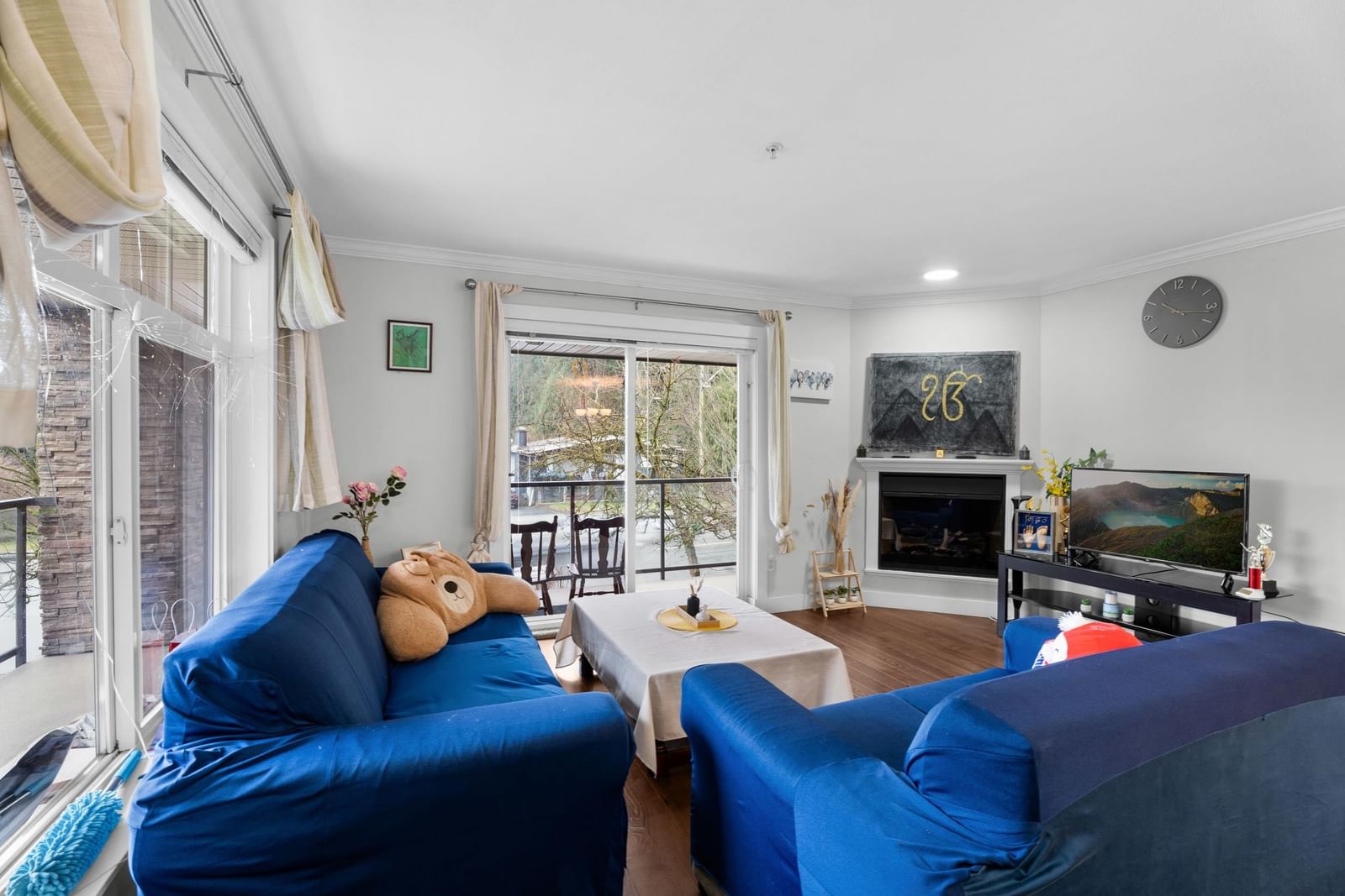 Listing Image 19