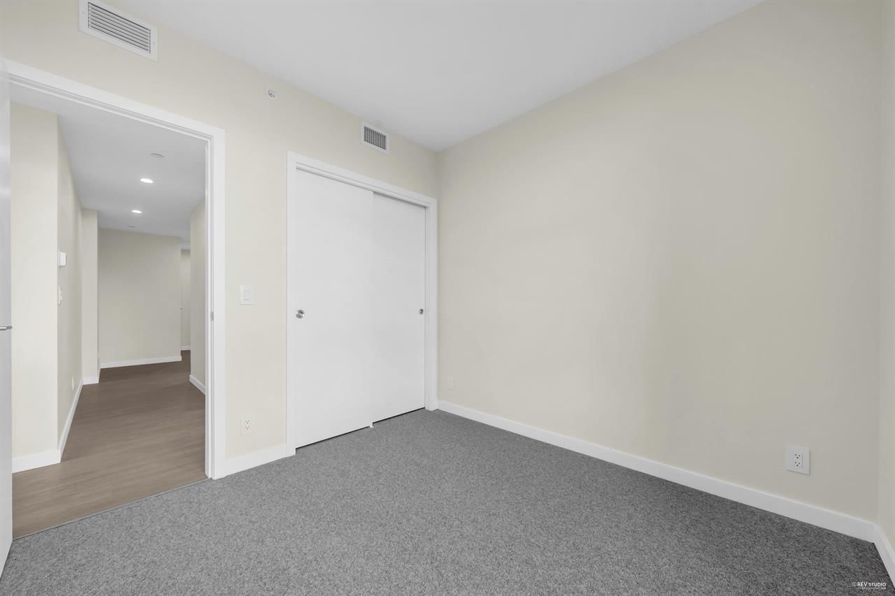 Listing Image 24