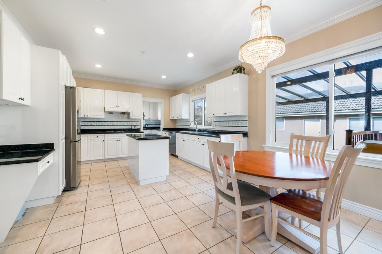 Listing Image 10
