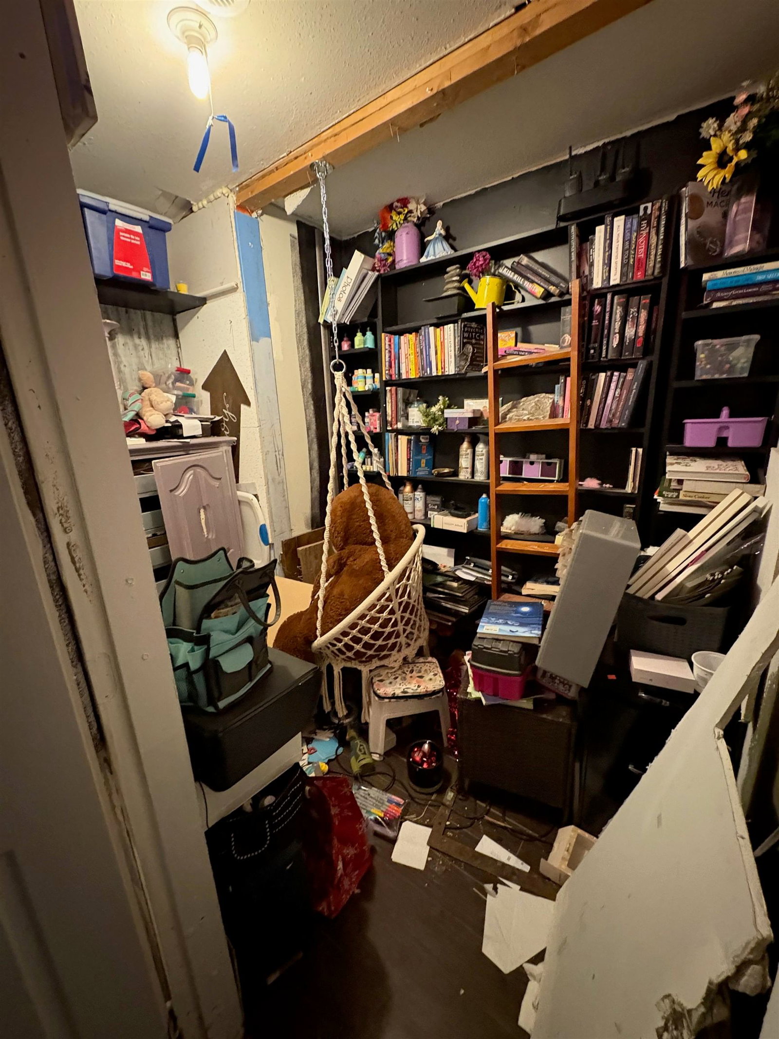 Listing Image 6