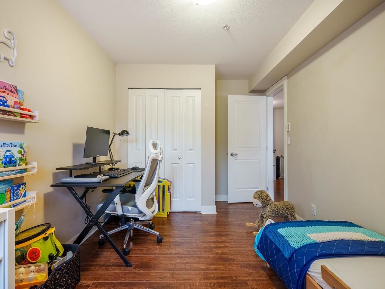 Listing Image 13