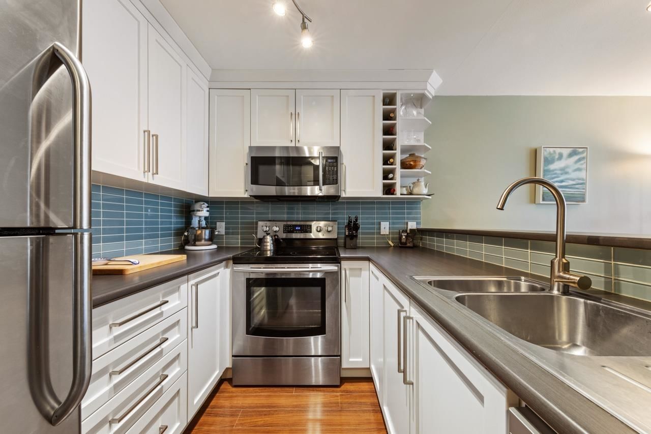 Listing Image 9