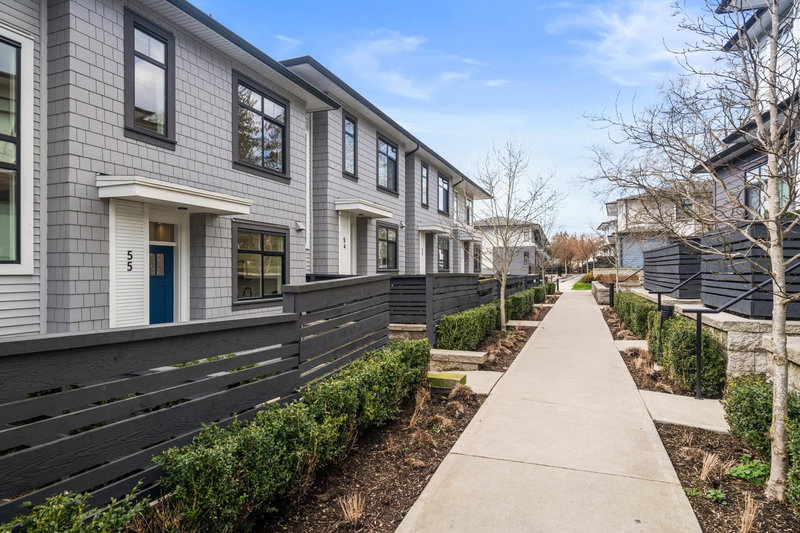 55 - 15255 Sitka Drive, Surrey, V3S 0B1 | Image 2
