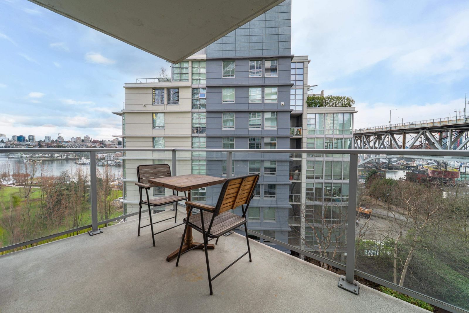 Listing Image 22
