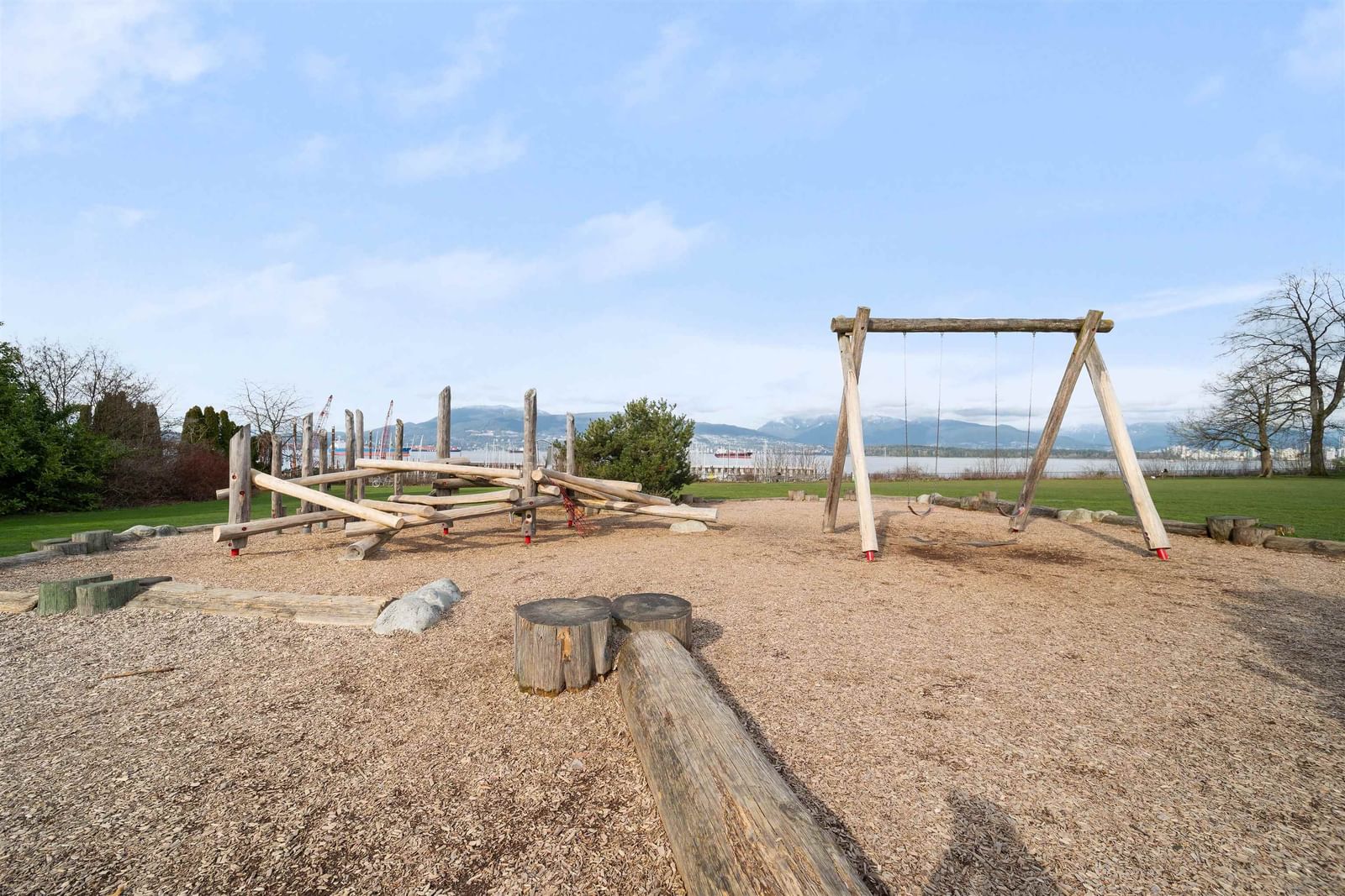 Listing Image 24