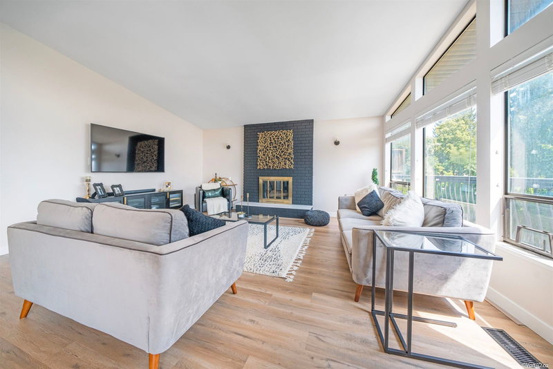 2131 Fraserview Drive, Vancouver, V5P 2N2 | Image 2