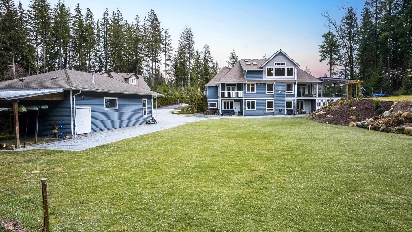 Listing Image 10