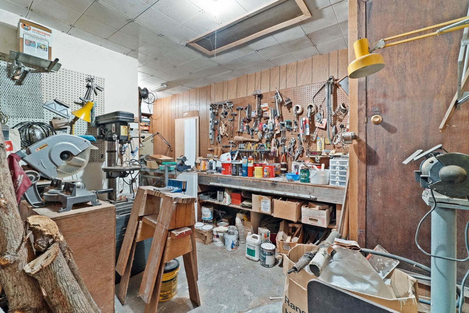 Listing Image 19