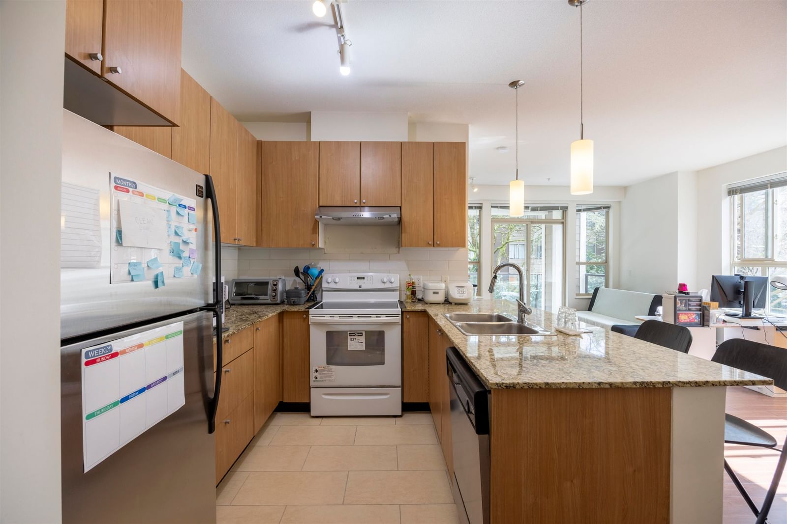 Listing Image 15