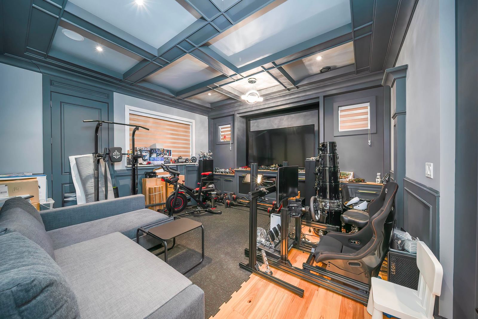 Listing Image 4