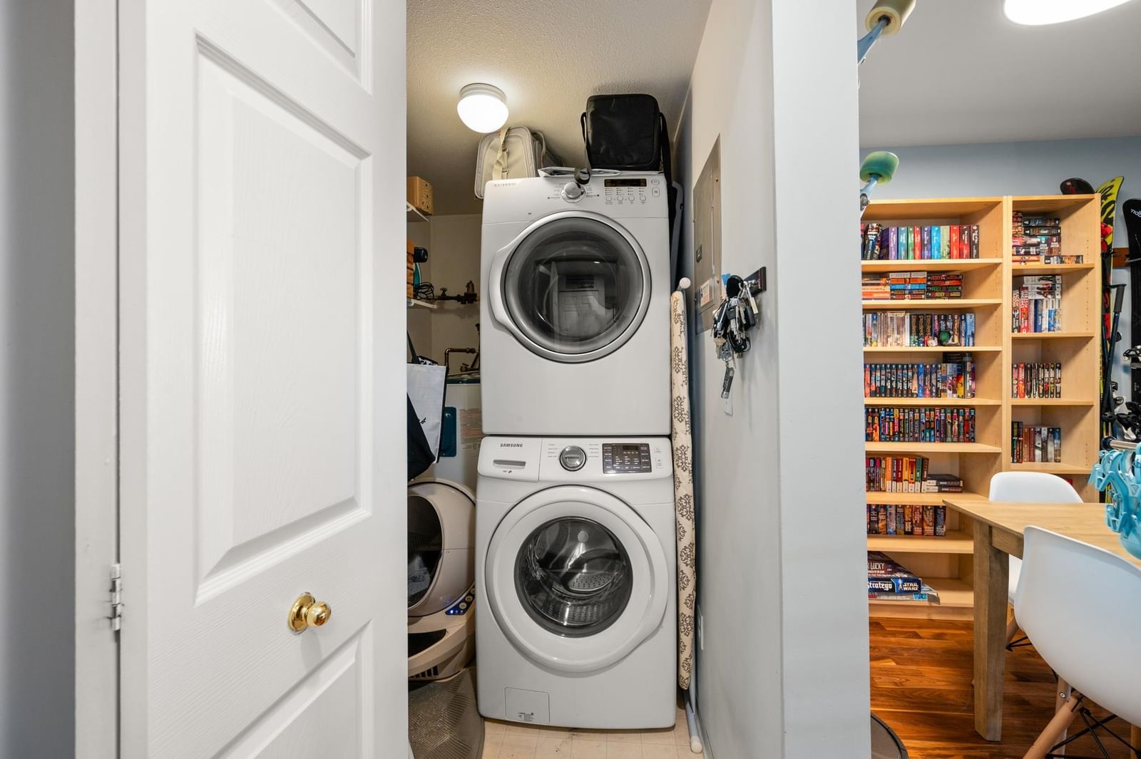 Listing Image 16