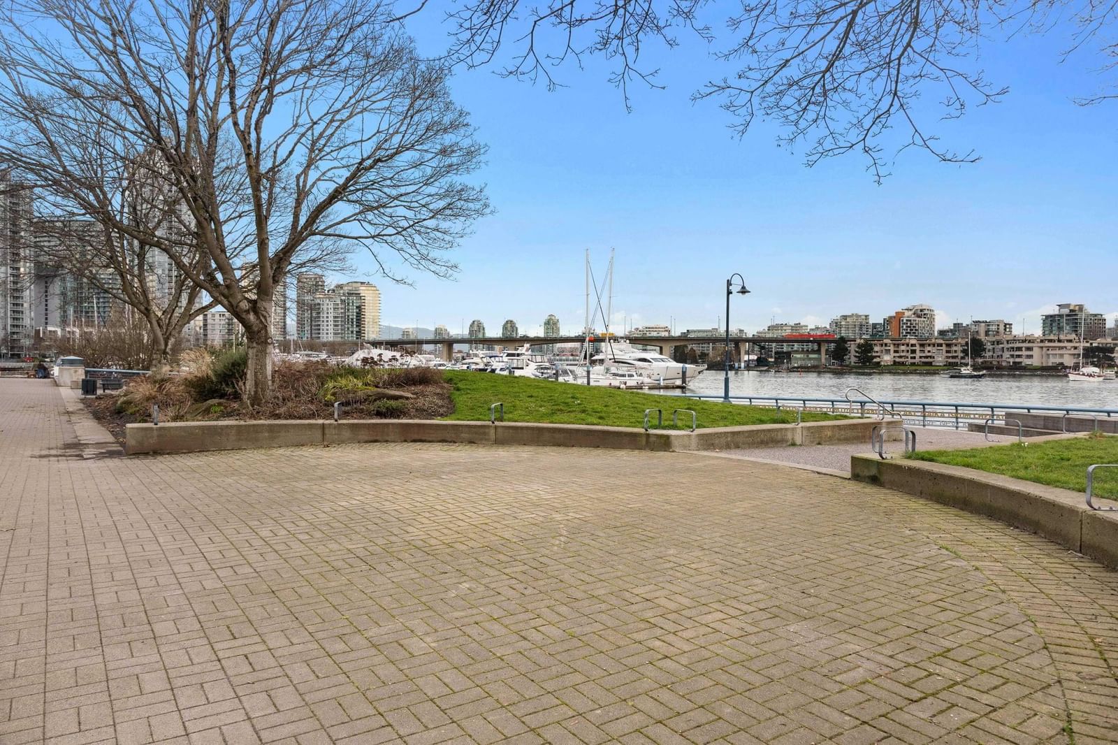 Listing Image 28