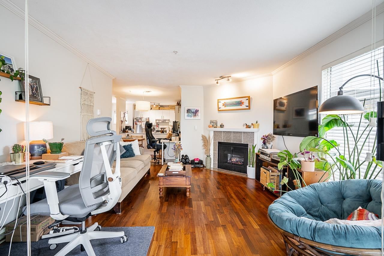 Listing Image 14