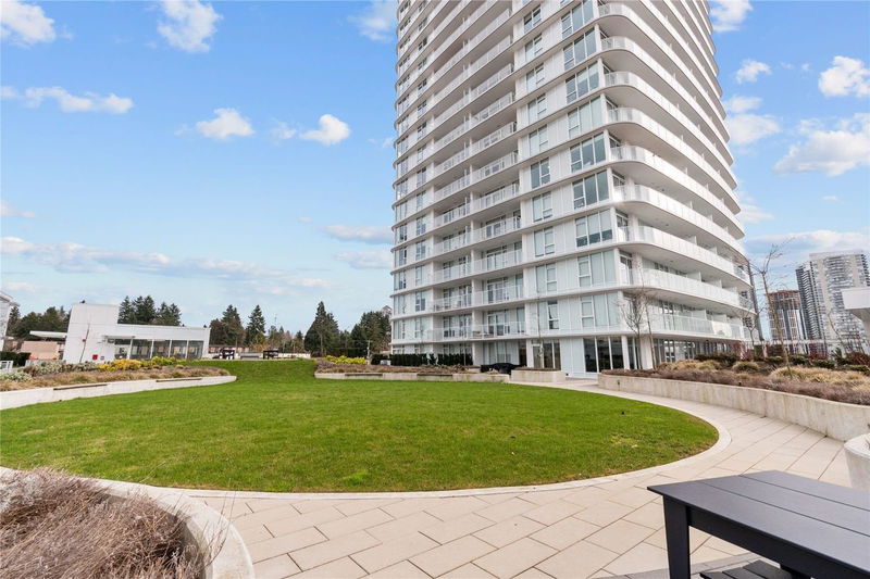 13685 102 Avenue #1707, Surrey, British Columbia