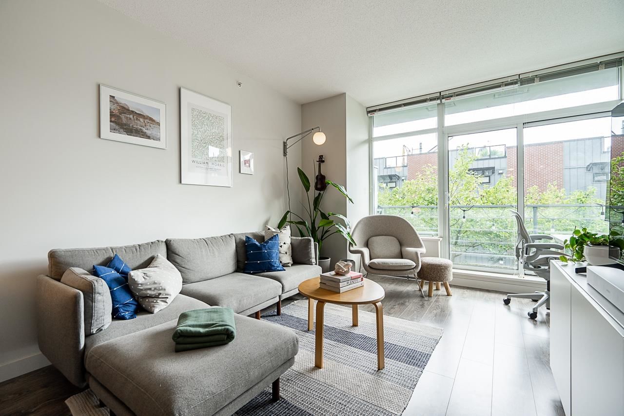 Listing Image 11