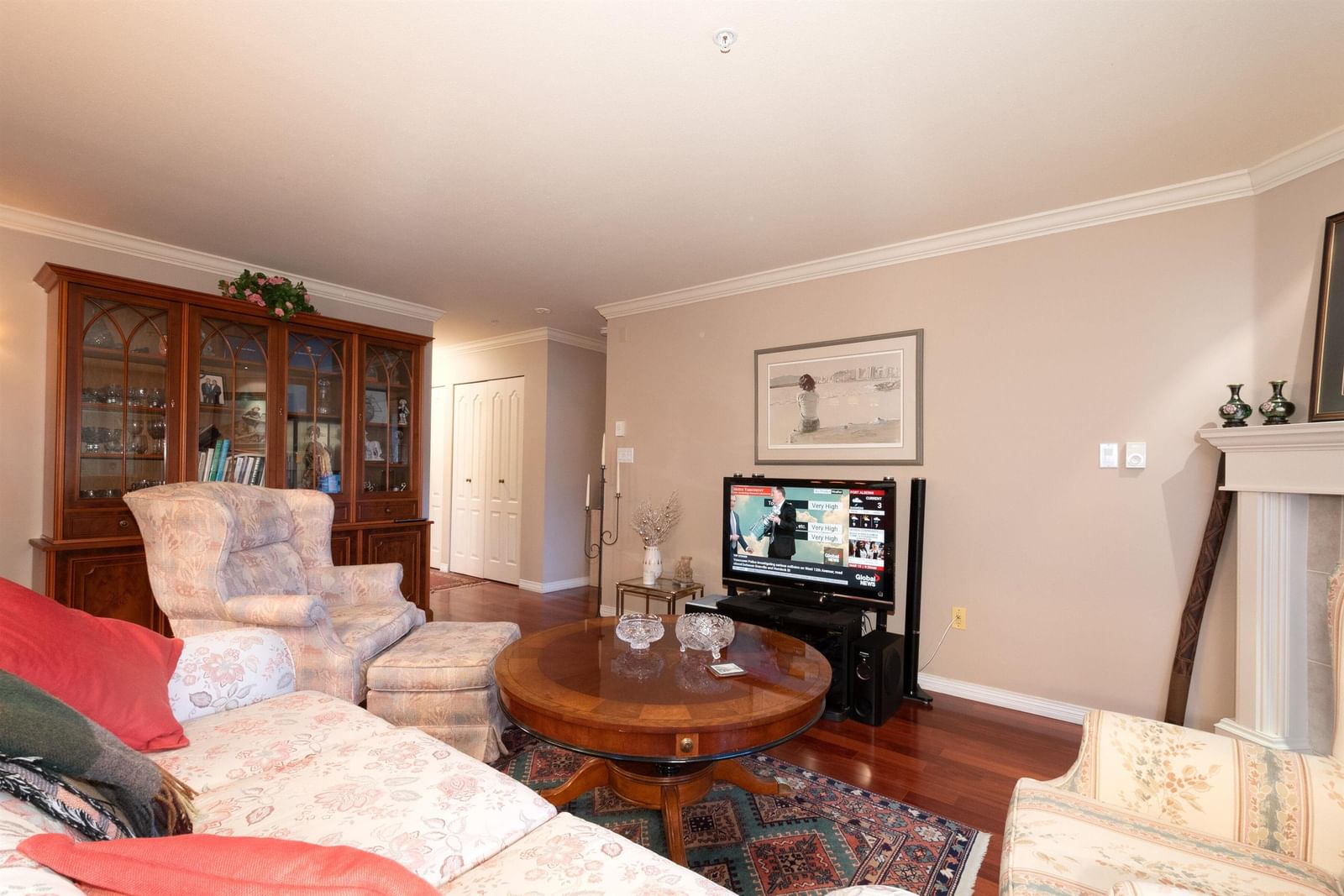 Listing Image 9