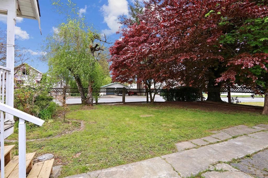Listing Image 11