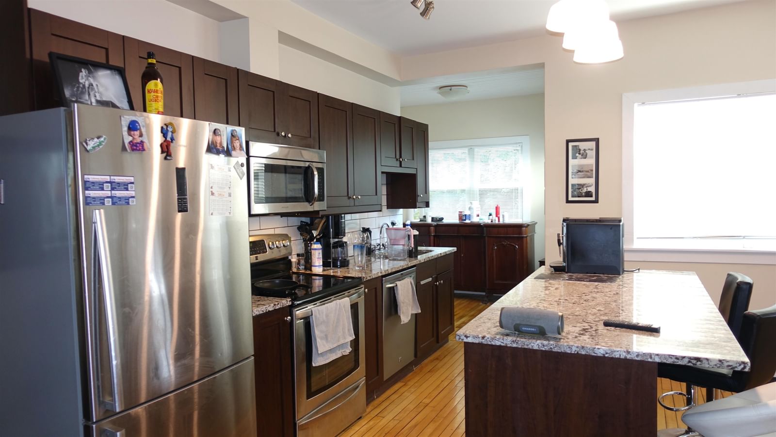 Listing Image 6