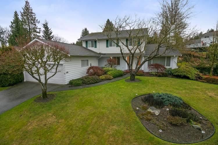 7676 Stanley Crescent