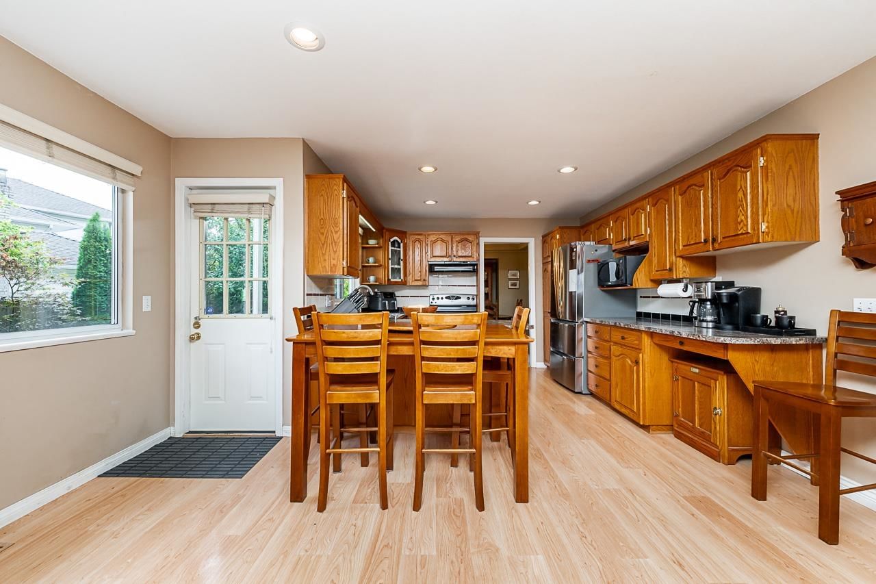 Listing Image 14