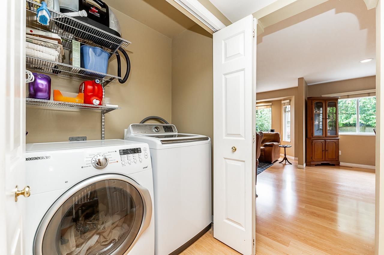 Listing Image 19