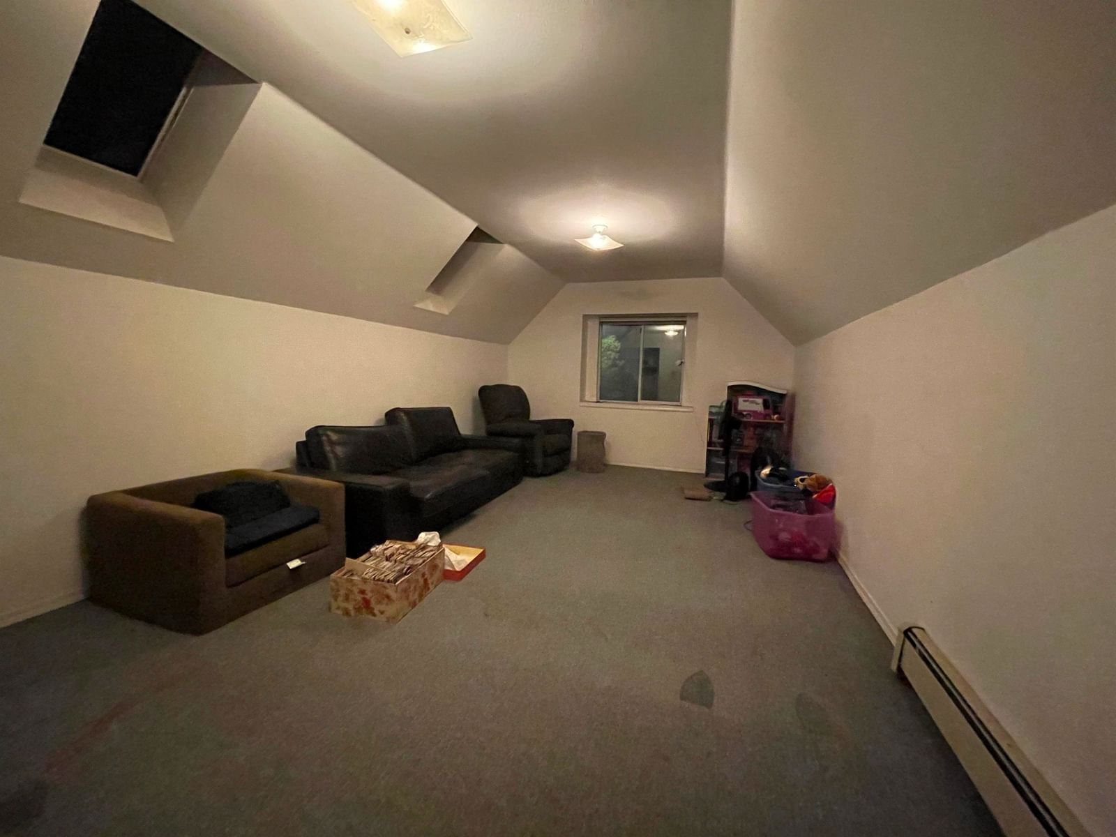 Listing Image 17