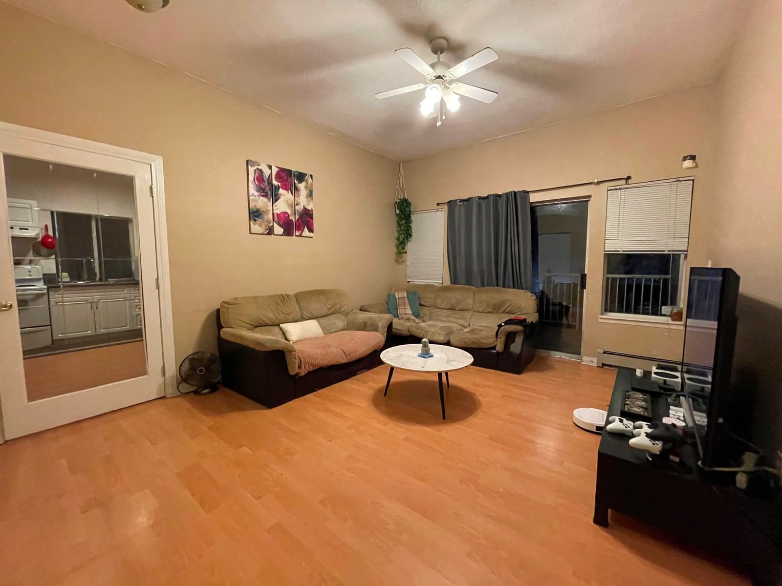 Listing Image 23