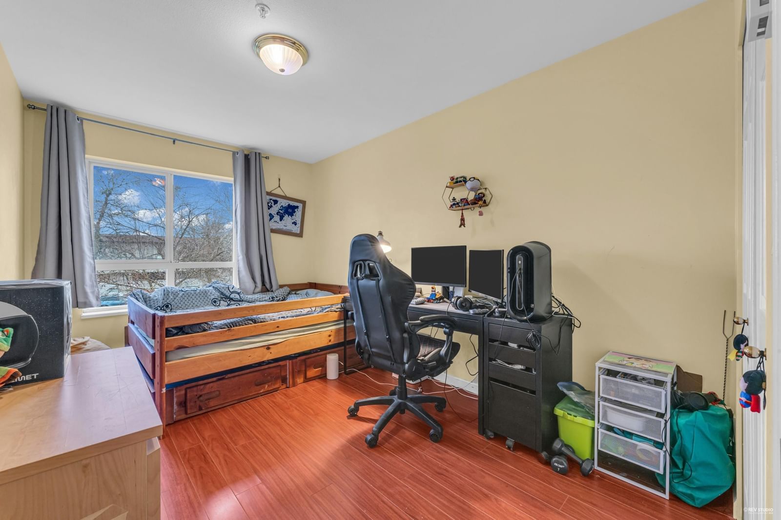 Listing Image 21