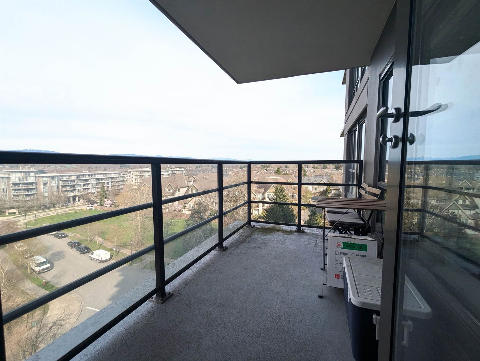 Listing Image 8