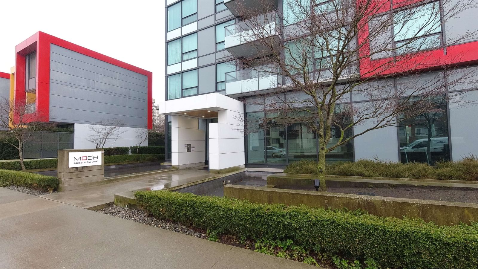 Listing Image 3