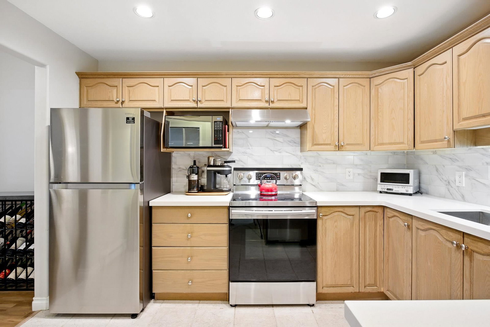 Listing Image 15