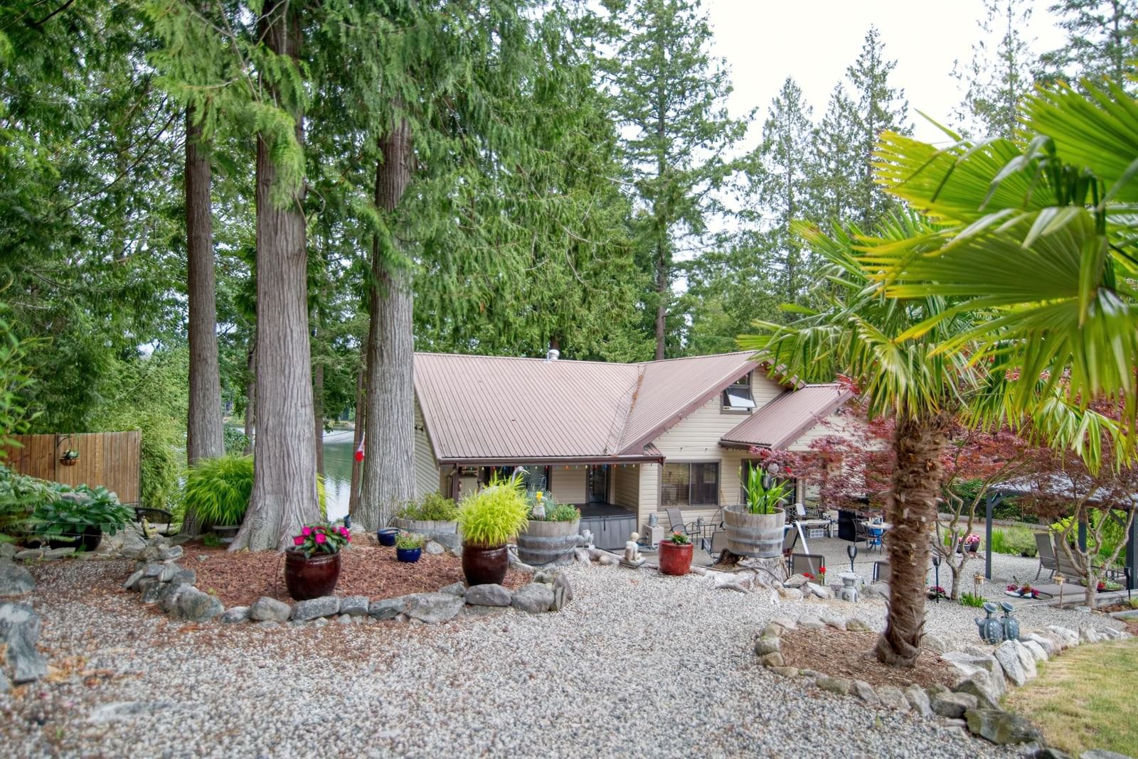 Listing Image 8