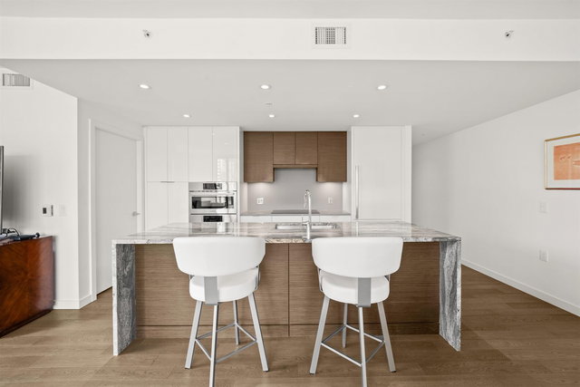 506 - 1678 Pullman Porter Street