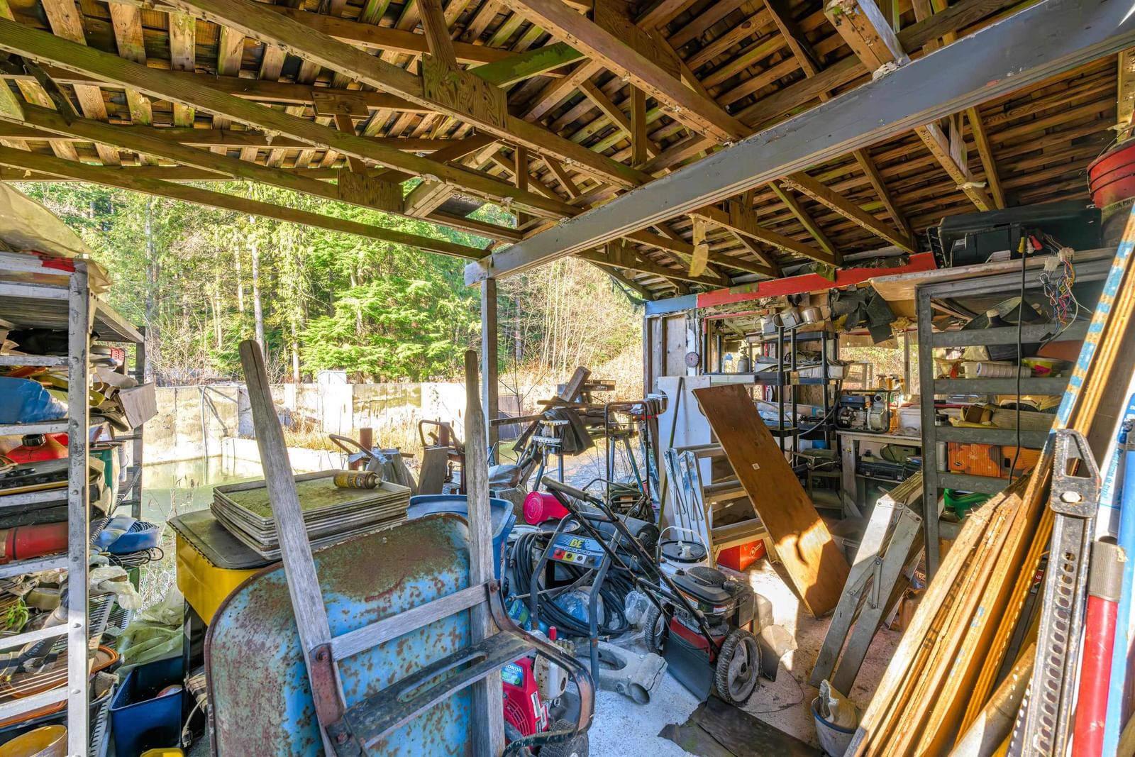 Listing Image 11