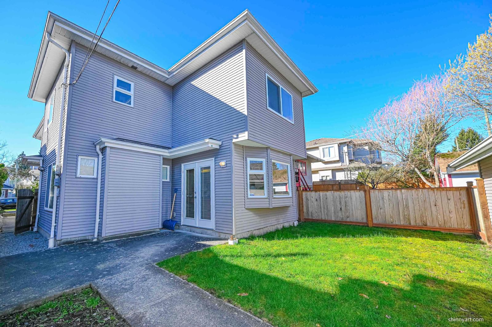 Listing Image 9