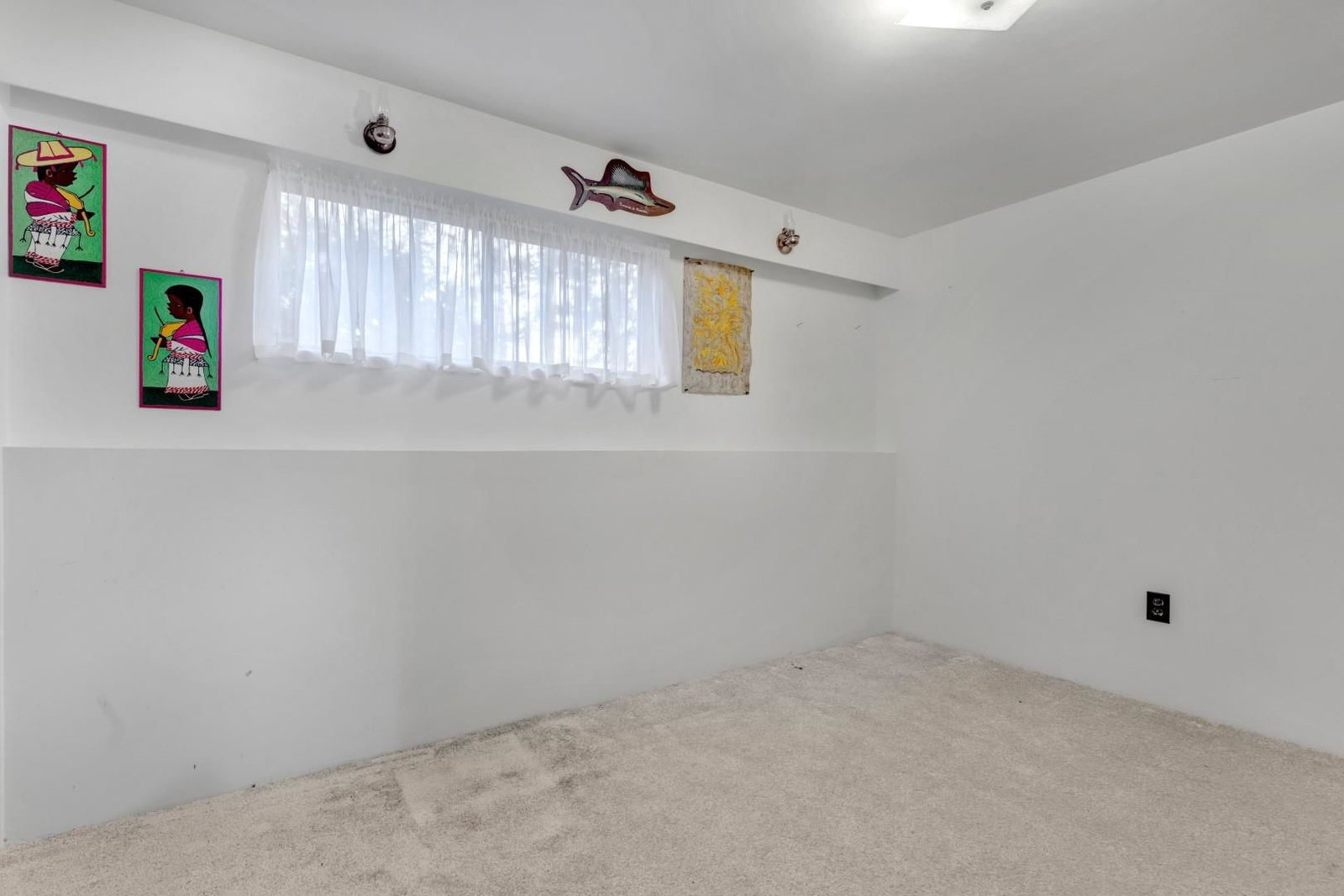 Listing Image 29
