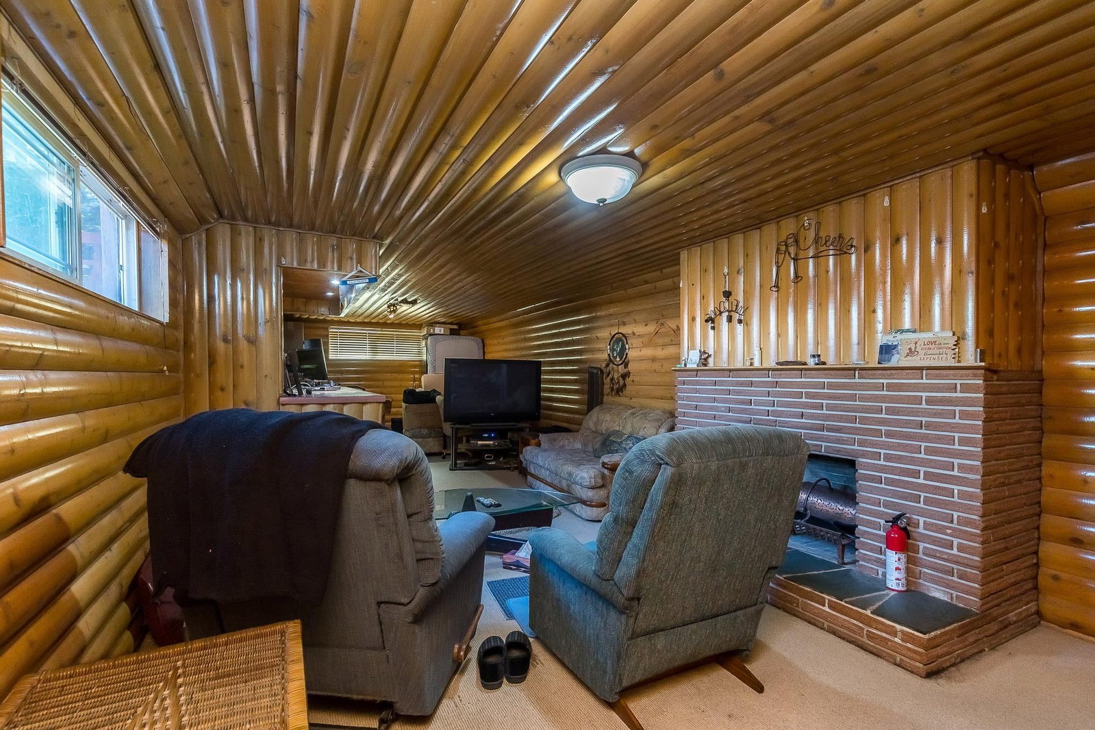 Listing Image 19