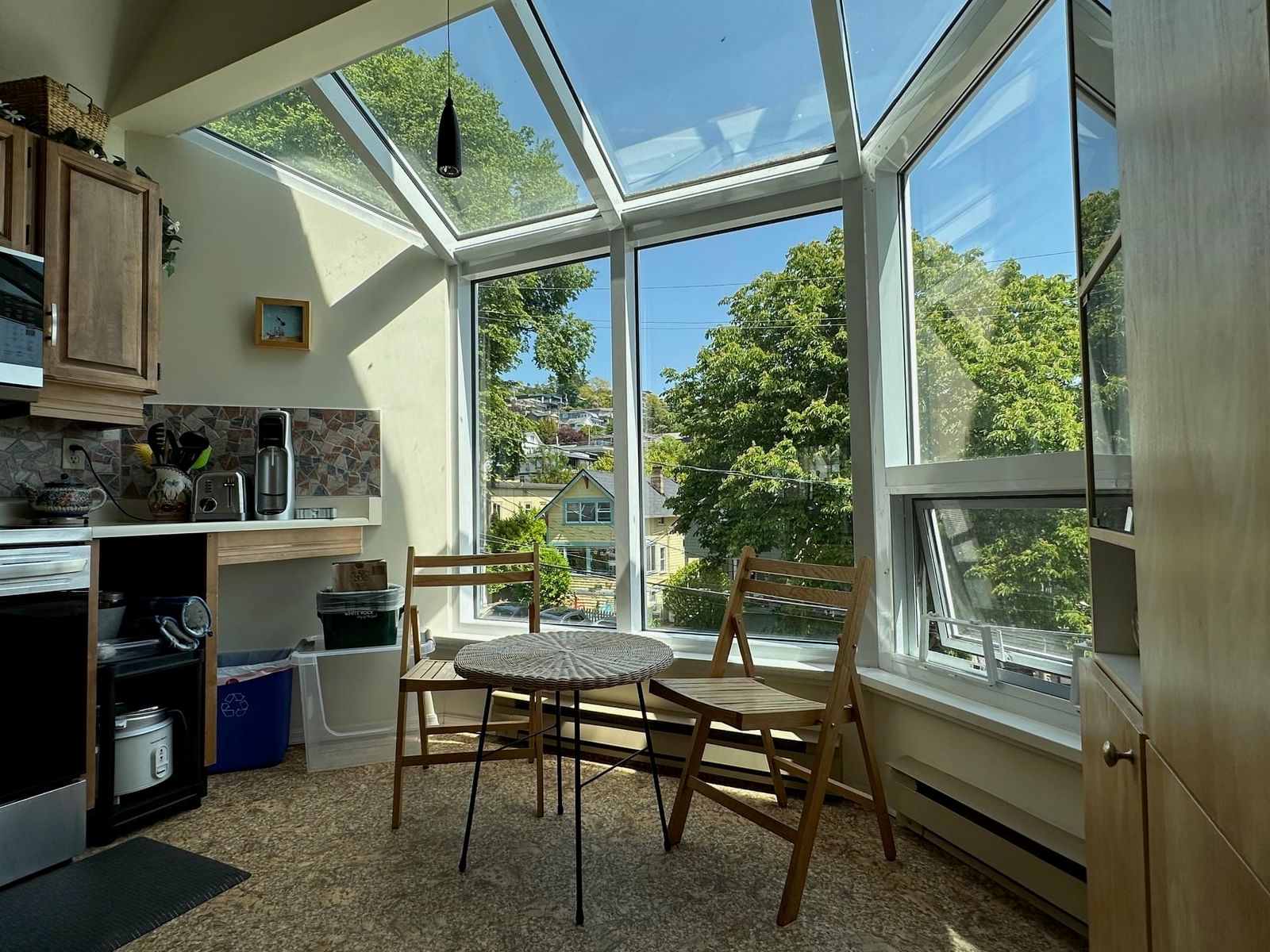 Listing Image 8