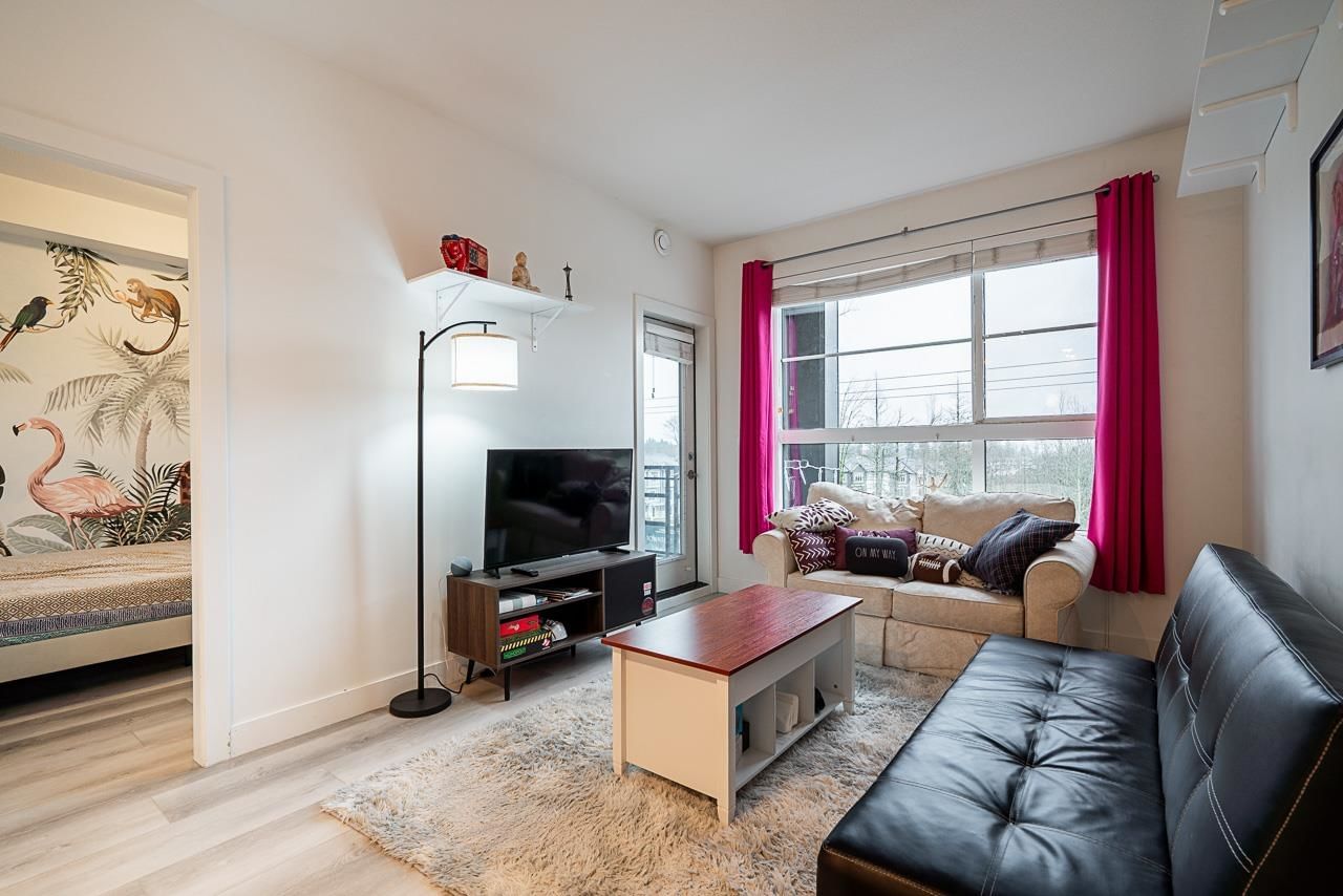 Listing Image 20