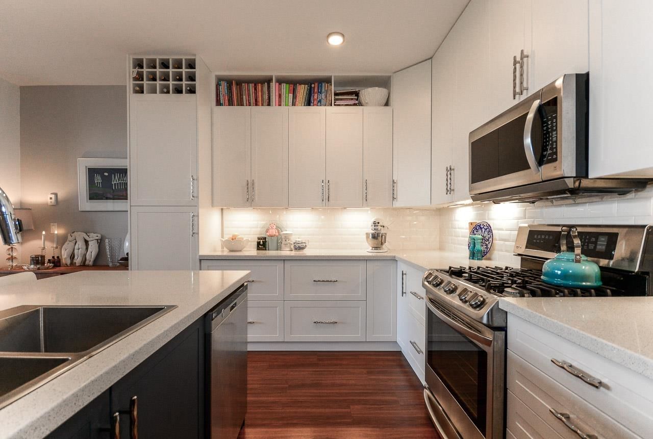 Listing Image 9