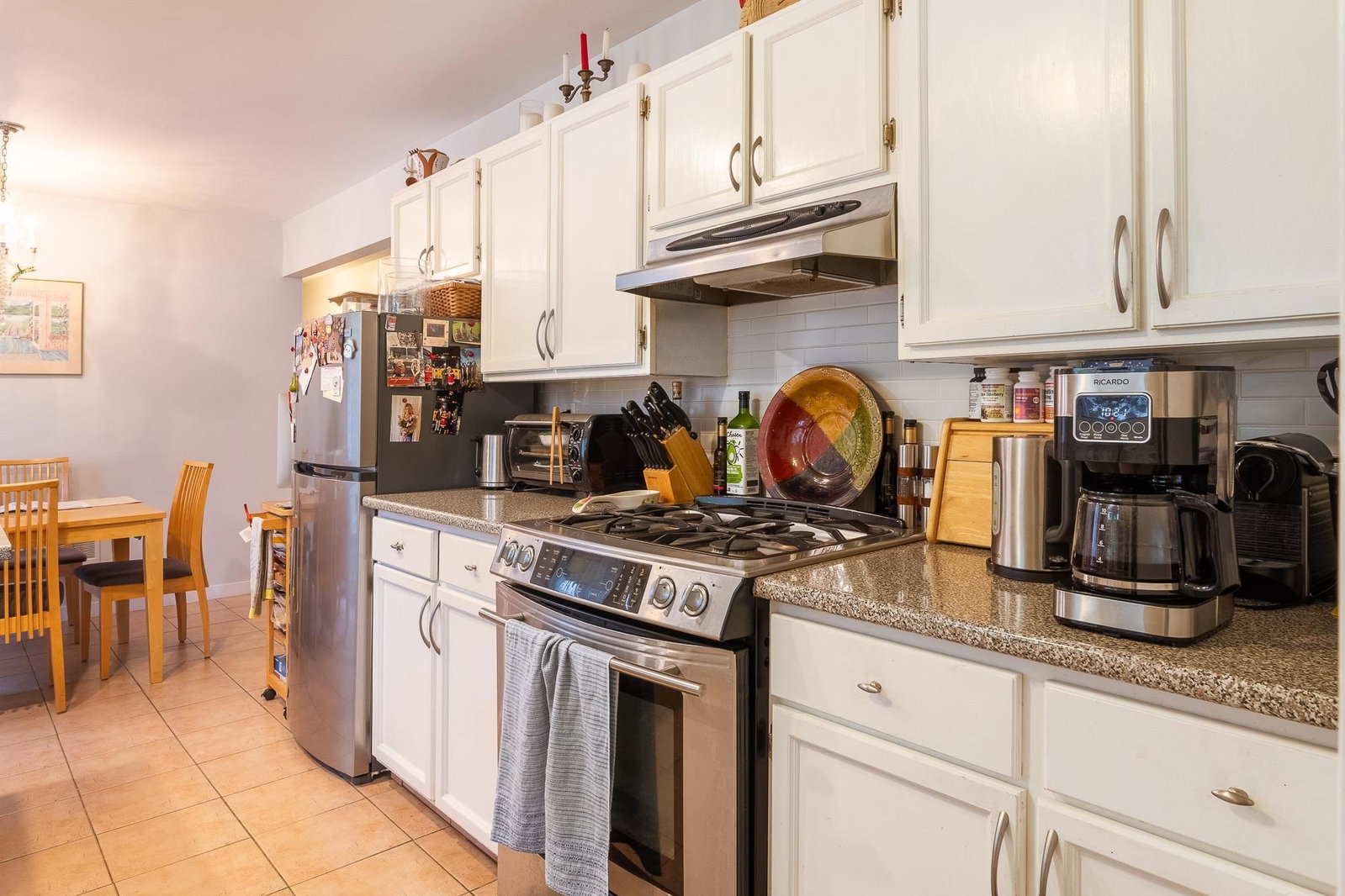 Listing Image 12