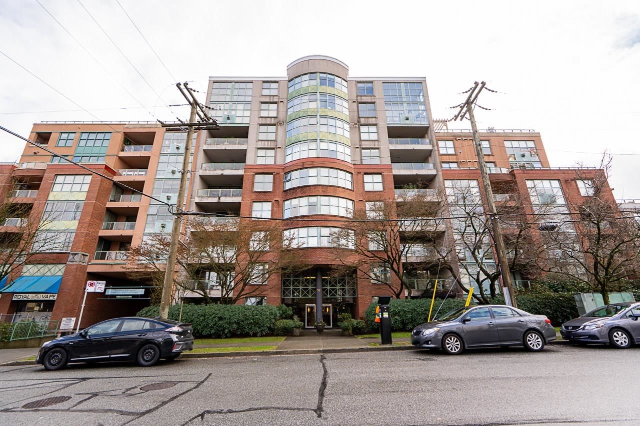 Listing Image 1