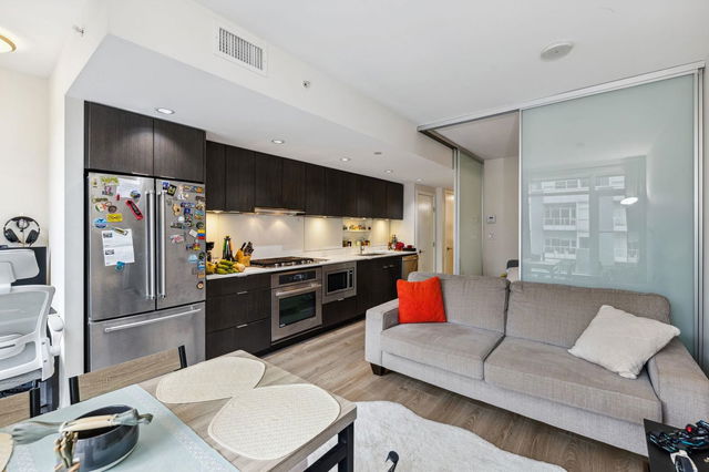 311 - 161 1st Avenue E