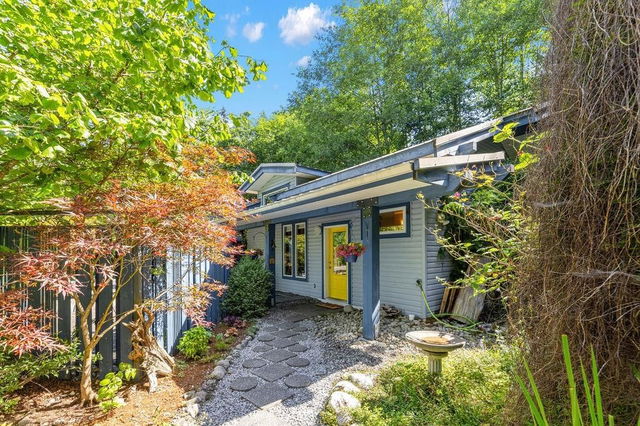 4174 Sunshine Coast Highway
