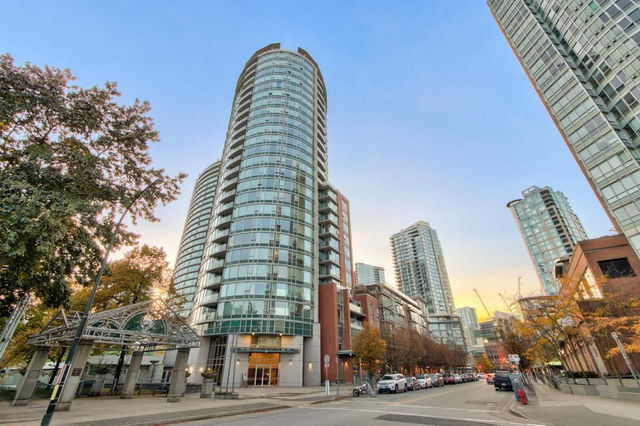 2301 - 58 Keefer Place